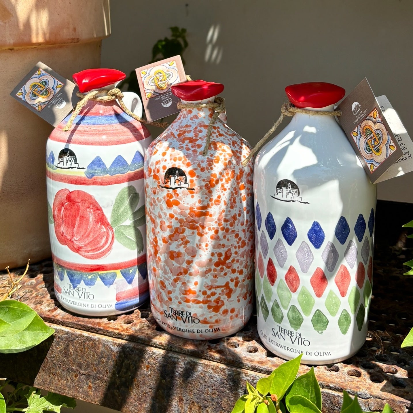 Terre di San Vito Extra Virgin Olive Oil in Hand-Painted Terracotta